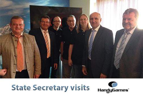 State Secretary visits HandyGames